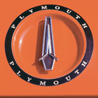 PG41 - 1971 Road Runner front header panel circular Plymouth/Plymouth decal. White lettering on black background, reproduction.