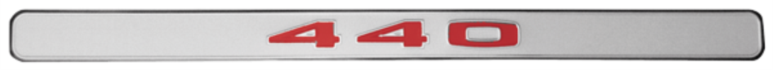 VC127 - Back-of-hood emblem, 1970 Road Runner and GTX, 440 lettering, reproduction.