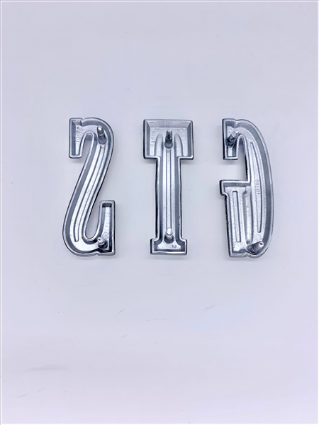 VC174BLK - 1968 Dart GTS Fender Letter Set. Black. Includes mounting hardware.