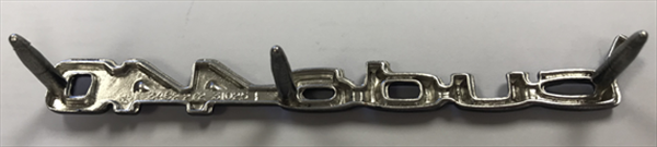 VC2272 - 1970 1971 3 PIN Cuda Rallye dual scoop or Shaker Hood 'cuda 440 emblem. 3462272 Includes retainers.