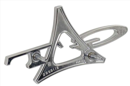 VC5116 - 1963 Dart GT Fratzog Fender Emblem.