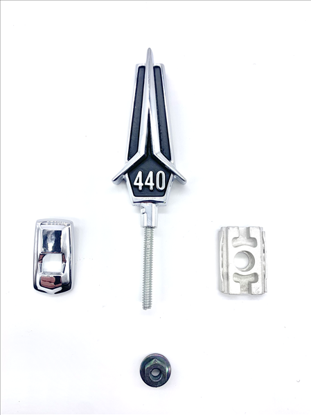 VC5344BLK - 1967 Fury 440 Hood Ornament. Color : Black - Mopar emblem product image