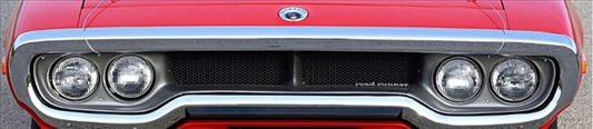 VC3725R - 1972  Road Runner Header panel emblem made of Diecast Metal with DECAL..