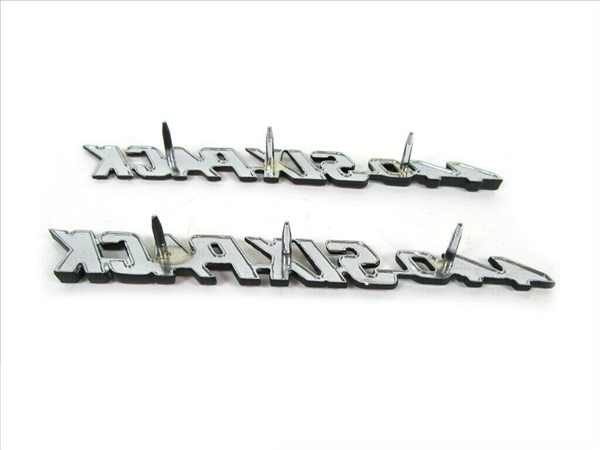 VC2492 - 1970-1971 Challenger Passenger Side 440 Six Pack Emblem for models with a Shaker Hood. - Mopar emblem product image
