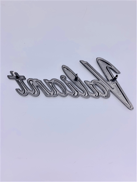 VC0462 - 1970-1974 Valiant Fender Emblem. Sold Individually, 2 required per car.