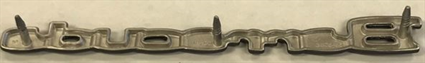 VC426POL - 1971-74 Barracuda 3 PIN Door and tail panel emblem.  Polished finish with Black accents.  Includes Hardware.   3505456