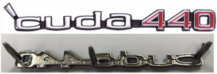 VC2272 - 1970 1971 3 PIN Cuda Rallye dual scoop or Shaker Hood  'cuda 440 emblem.  3462272  Includes retainers.