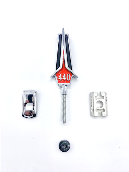 VC5344RED - 1967 Fury 440 Hood Ornament. Color : Red - Mopar emblem product image