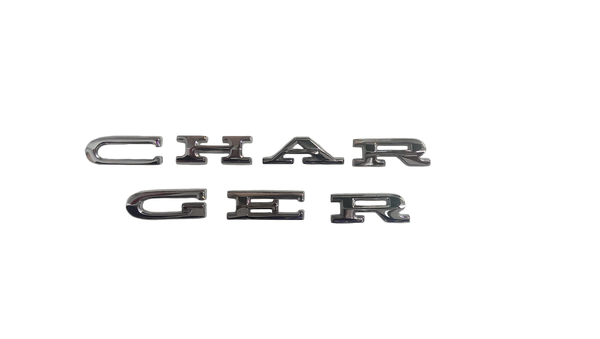 VC672 - 1966-1967 Charger taillight lens letter set