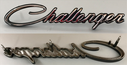 VC8546 - 1970 Challenger Grille EMBLEM 2998546