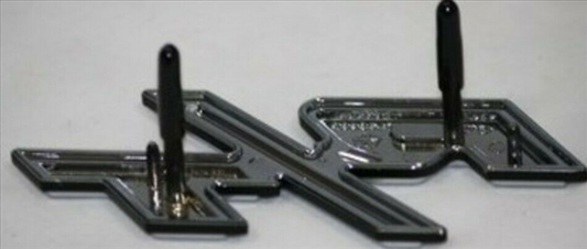 VC8547 - 1970 Challenger R/T grille nameplate. Comes with hardware.