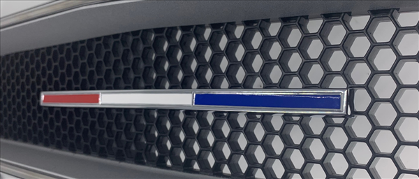 VC9993 - 1970 Sport Satellite Grille Bar Emblem.